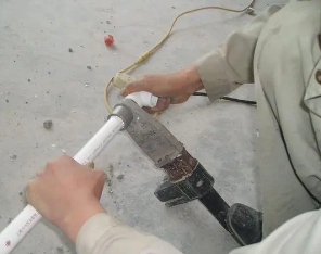 巫山漏水维修电话